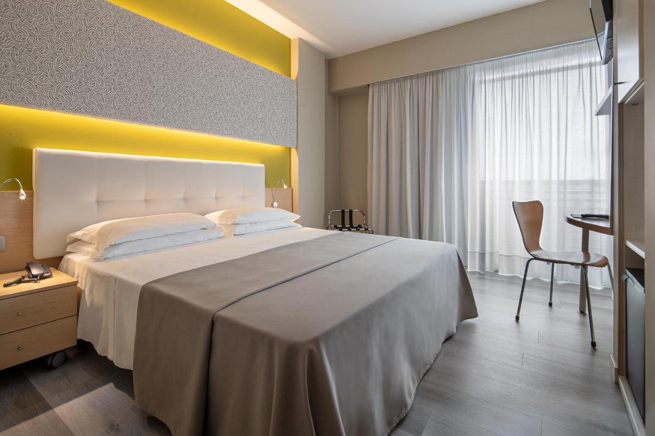 Hotel Rosanna 3 Stelle Superior 리도 디 예솔로 외부 사진