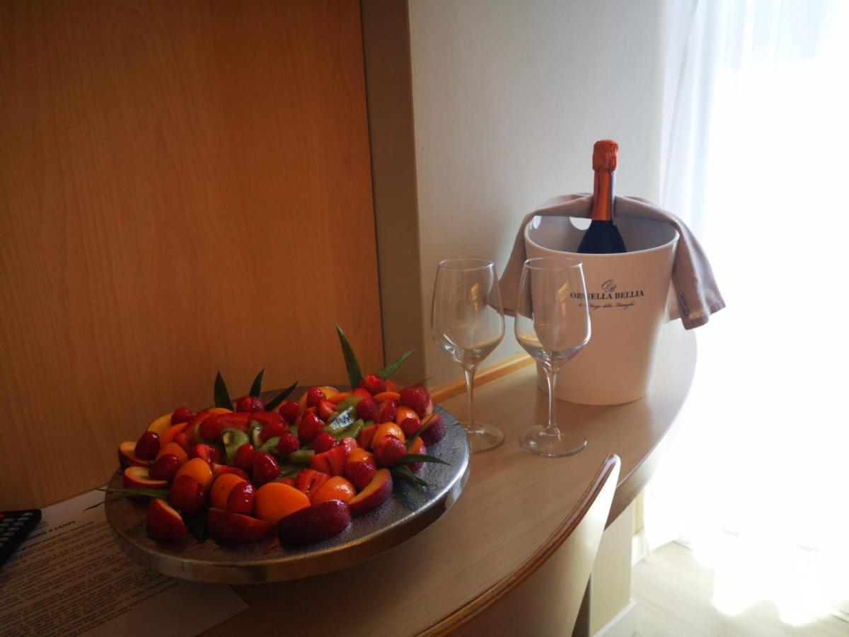 Hotel Rosanna 3 Stelle Superior 리도 디 예솔로 외부 사진