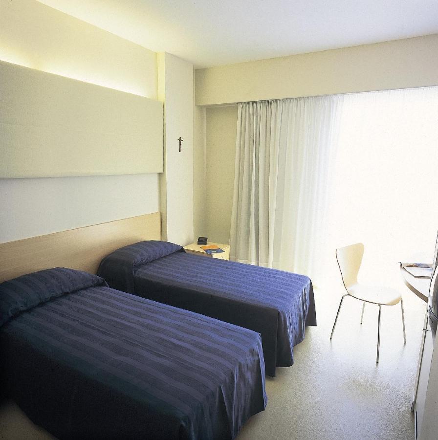 Hotel Rosanna 3 Stelle Superior 리도 디 예솔로 객실 사진