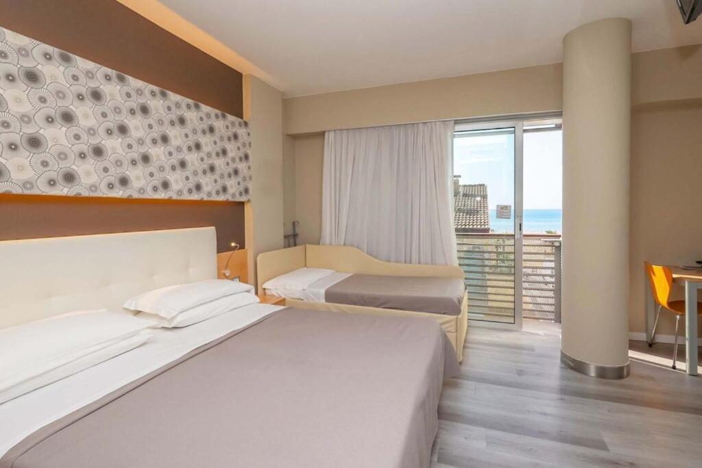 Hotel Rosanna 3 Stelle Superior 리도 디 예솔로 외부 사진